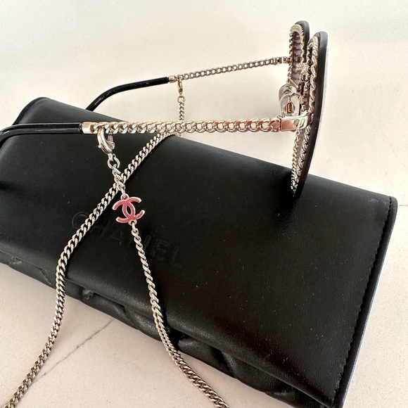AUTH Chanel Sunglasses With CC Chain - Picture 2 of 2